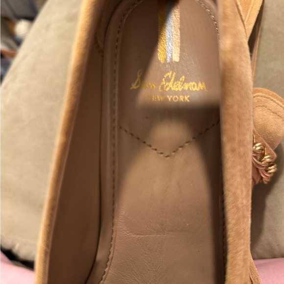Sam Edelman Suede Loafers with Gold Chain size 8.5 - Picture 6 of 7